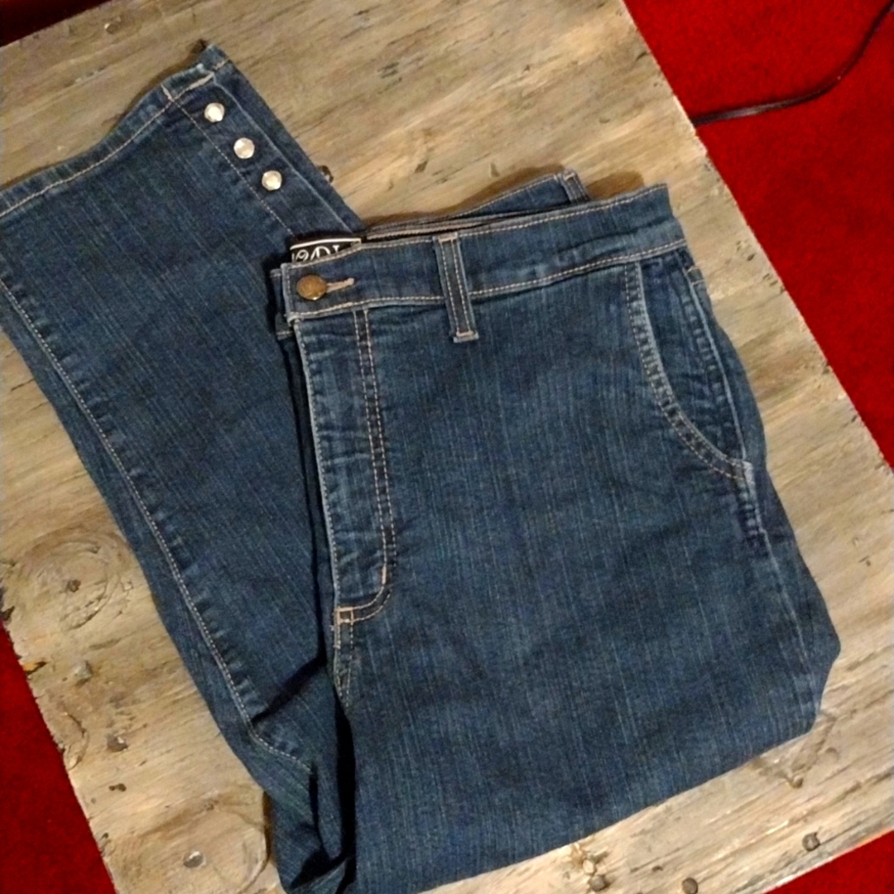 Women's jeans